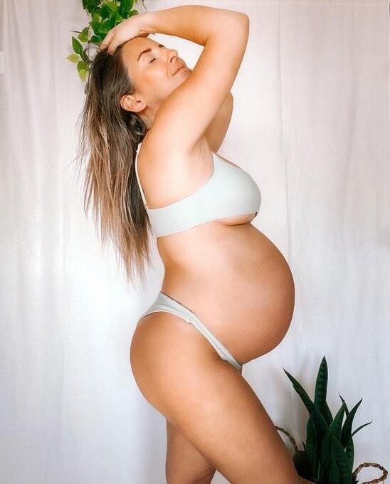 Pregnant beauties 5