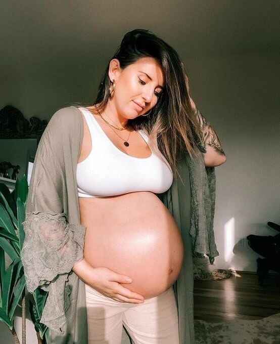 Pregnant beauties 5