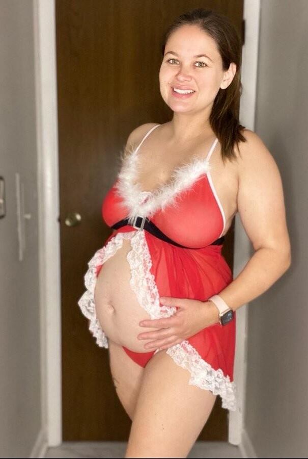 Pregnant beauties 5