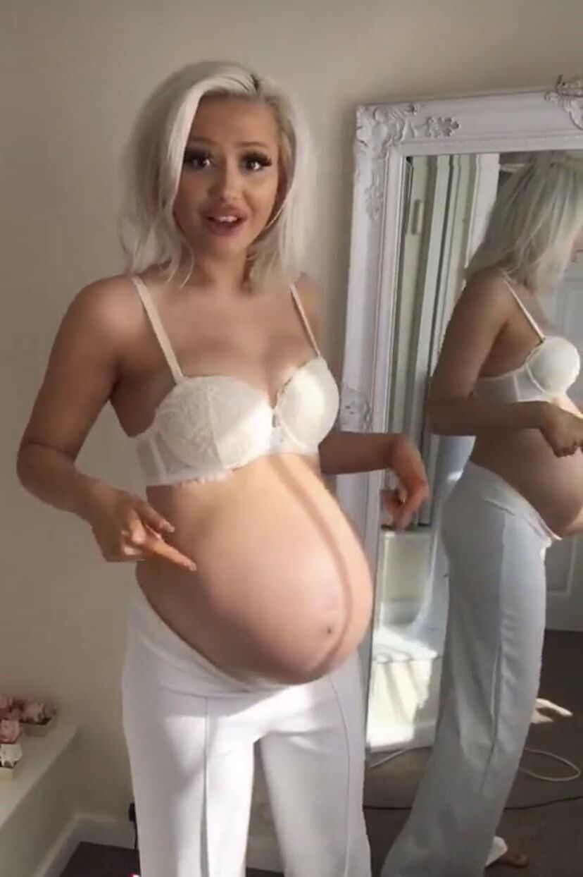 Pregnant chav bimbo