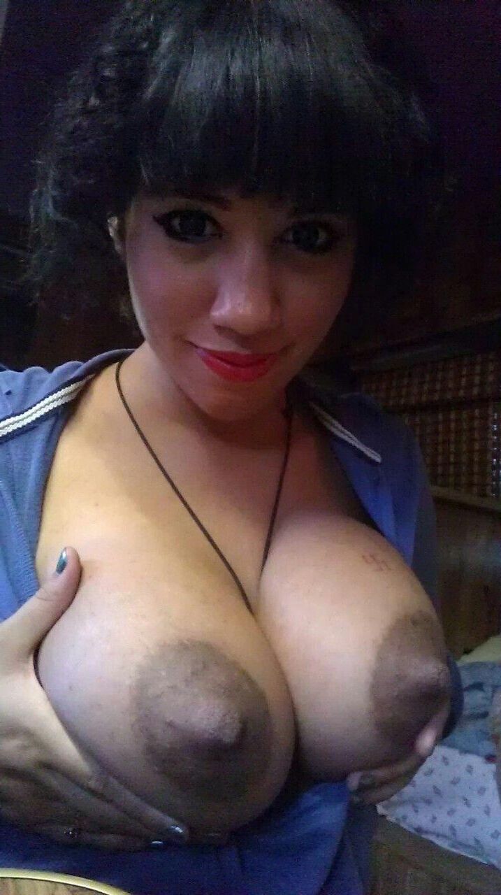 BIG & HUGE NIPPLES-AREOLAS-TITS