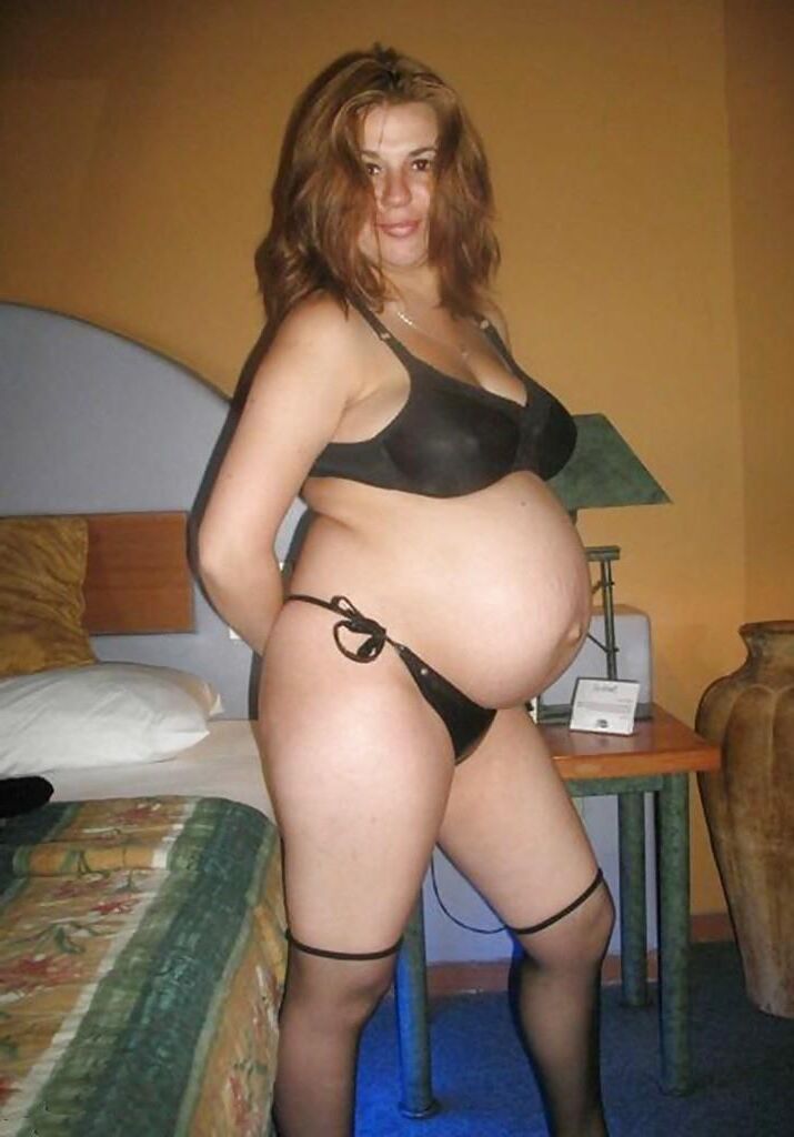 Preggo Latina