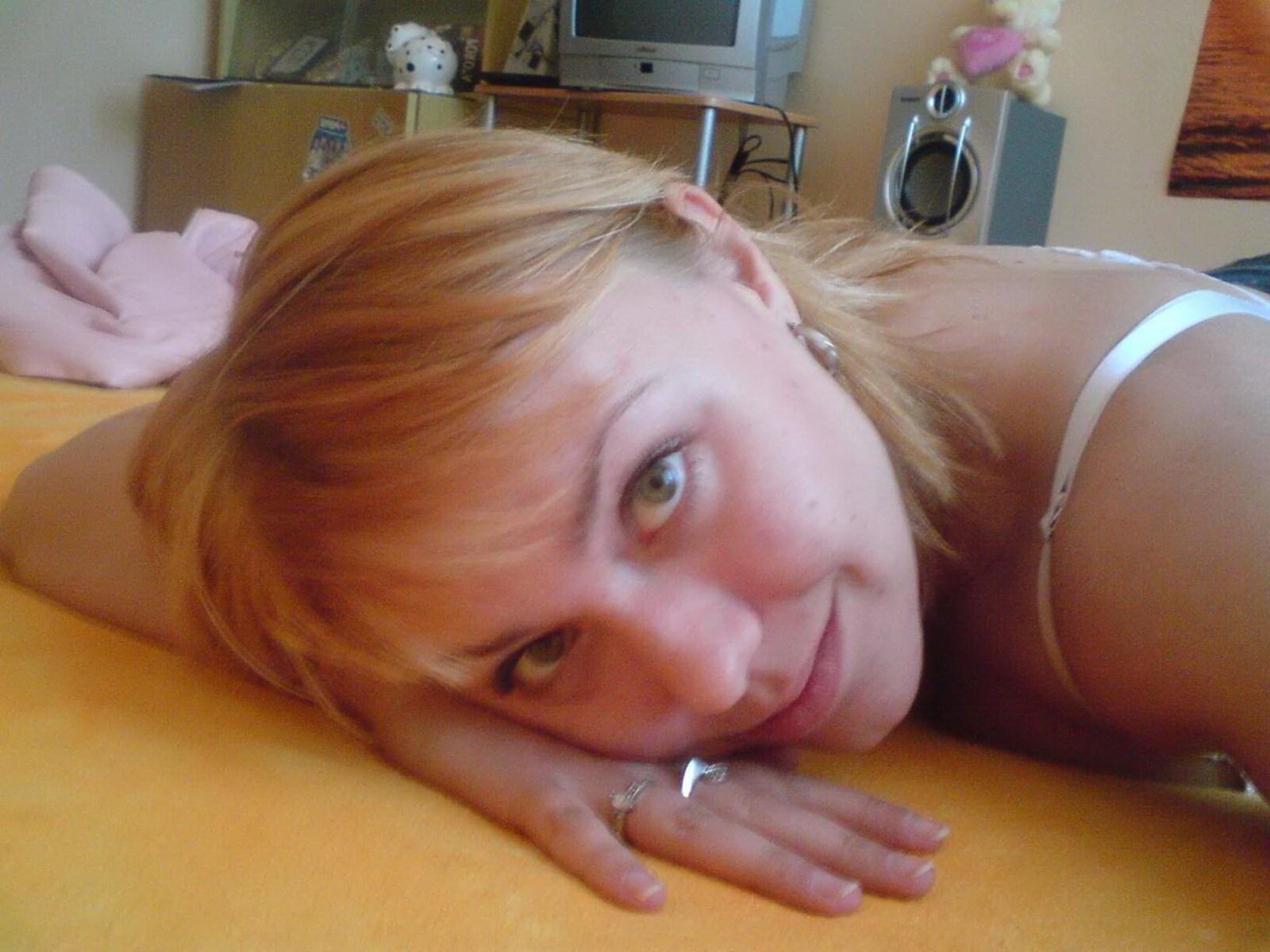 Rubia embarazada amateur