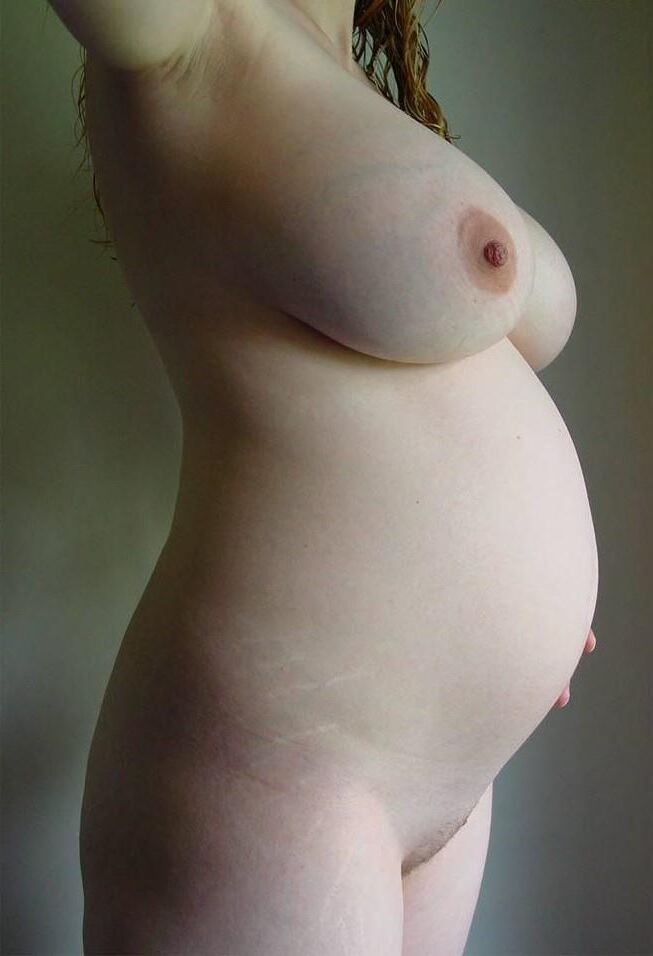 Pregnant_Big tits