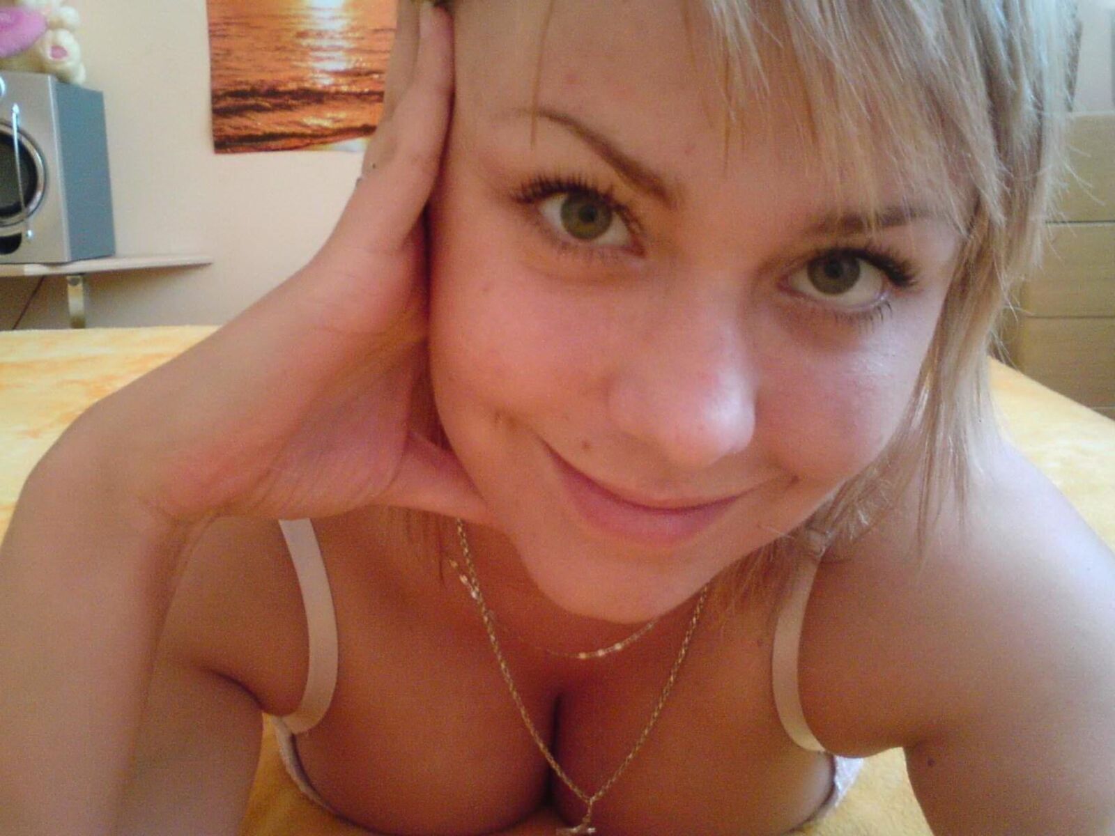 Rubia embarazada amateur