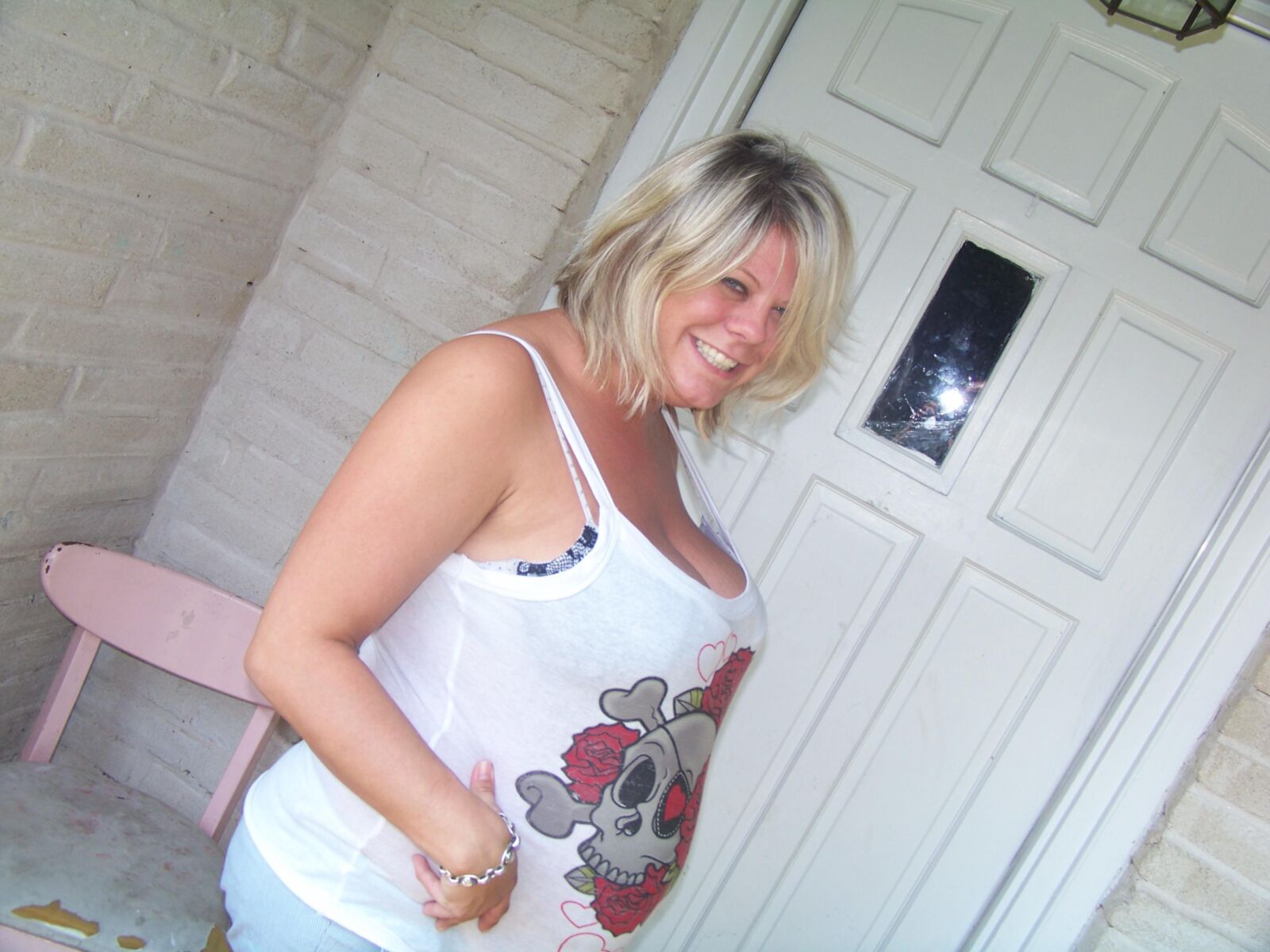 hot preggo milf with big belly and hangers