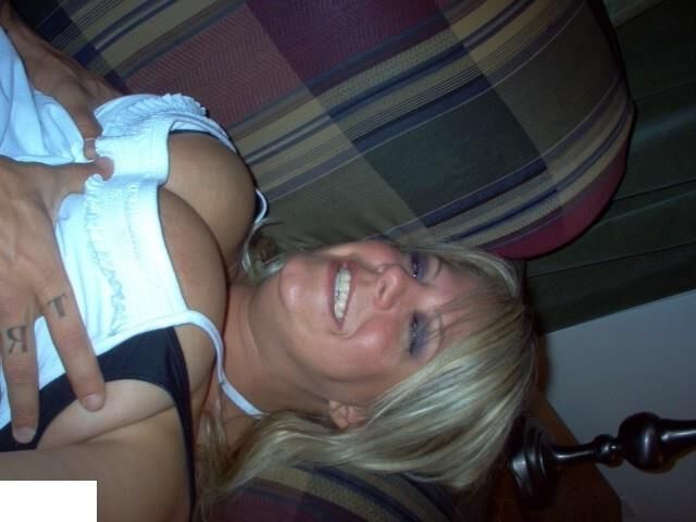 hot preggo milf with big belly and hangers