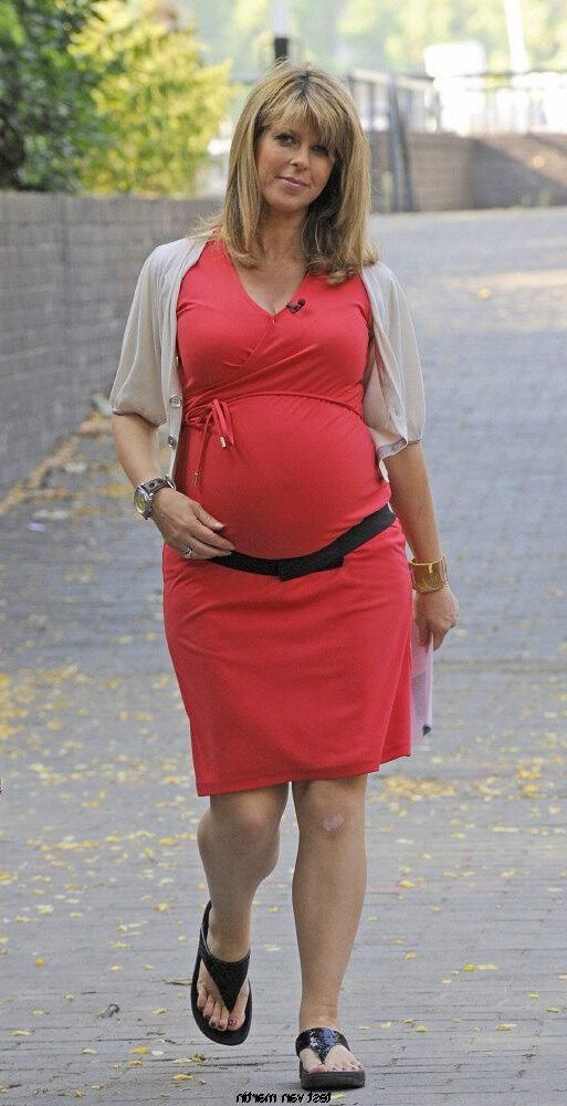 Kate Garraway-Pregnant