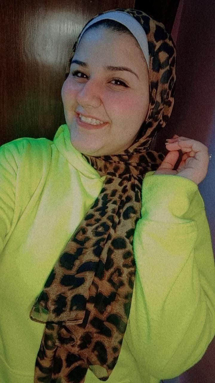 Amateur hijabi girl nude