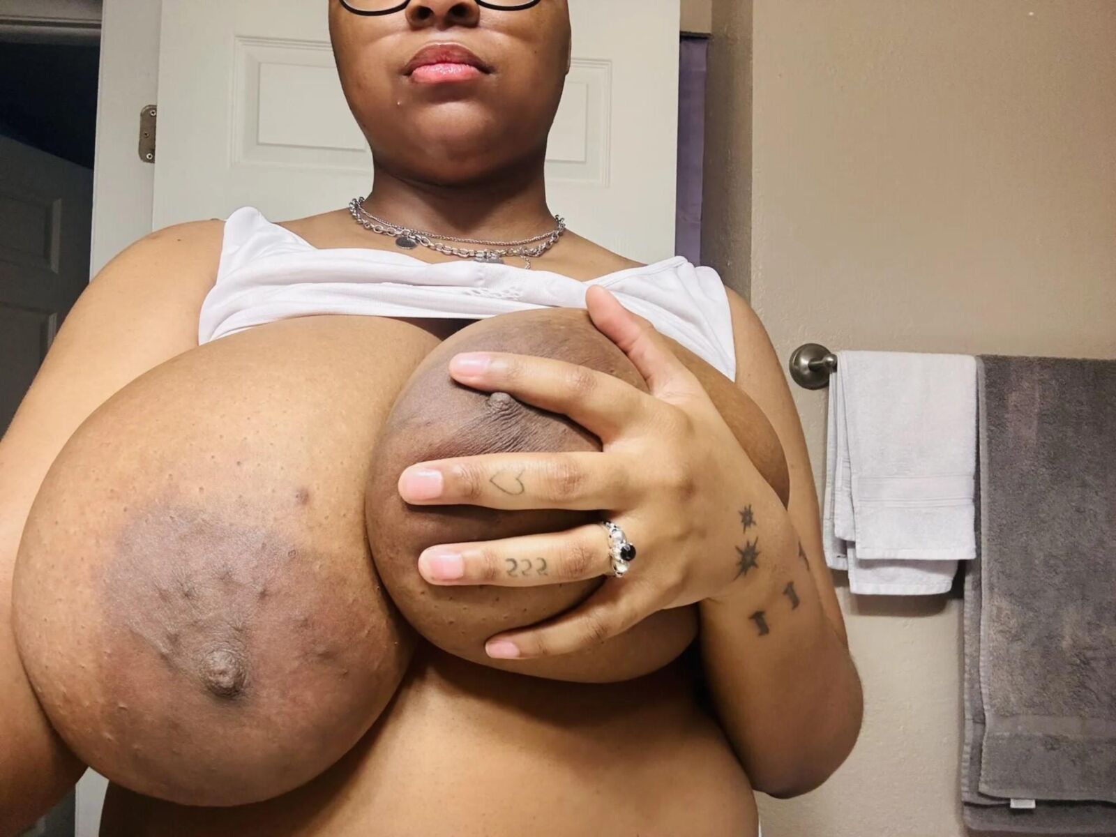 Ebony Huge Tits Goth BBW Didi