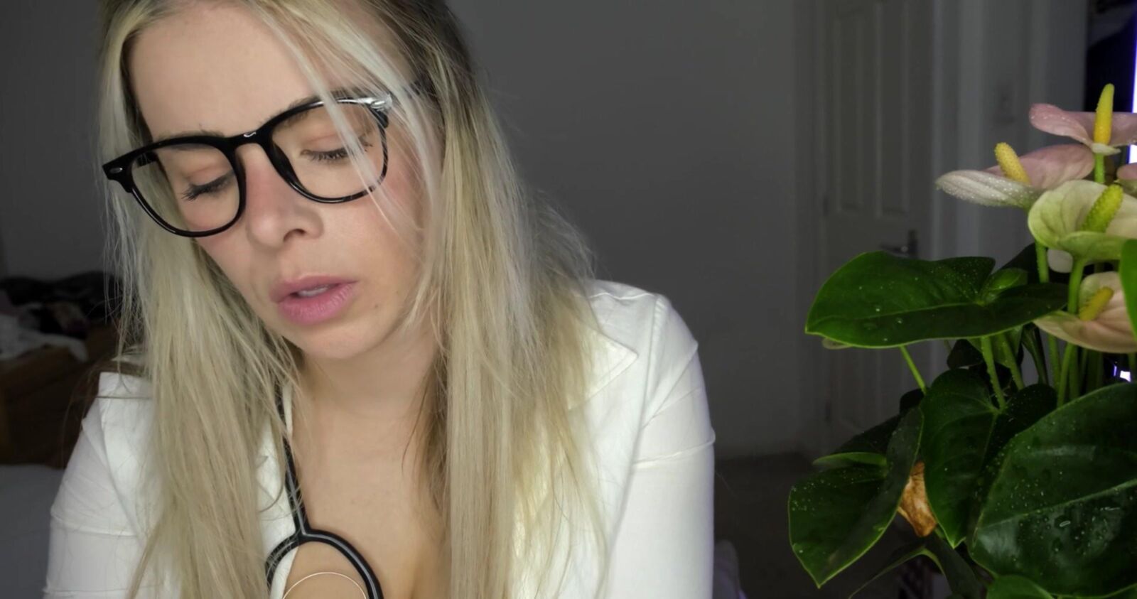 Scottish Murmurs ASMR Le Dr Lauren vous fait un bilan de santé