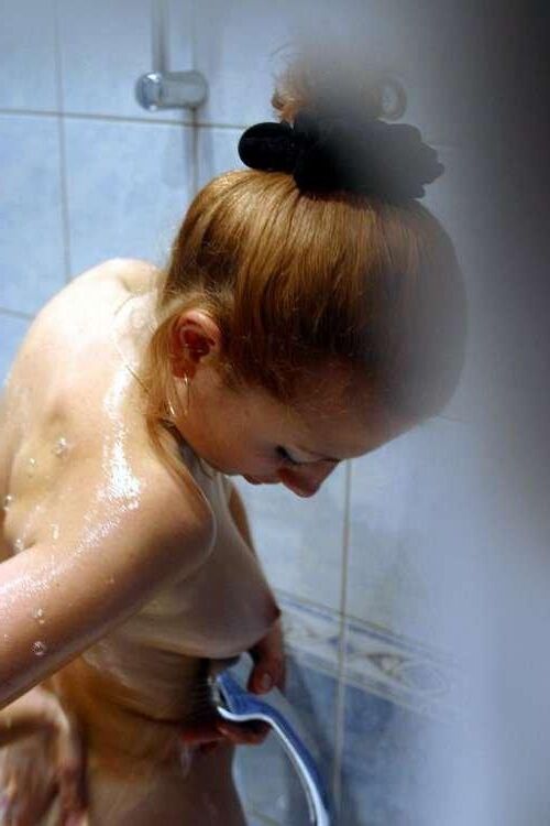 Filles au bain