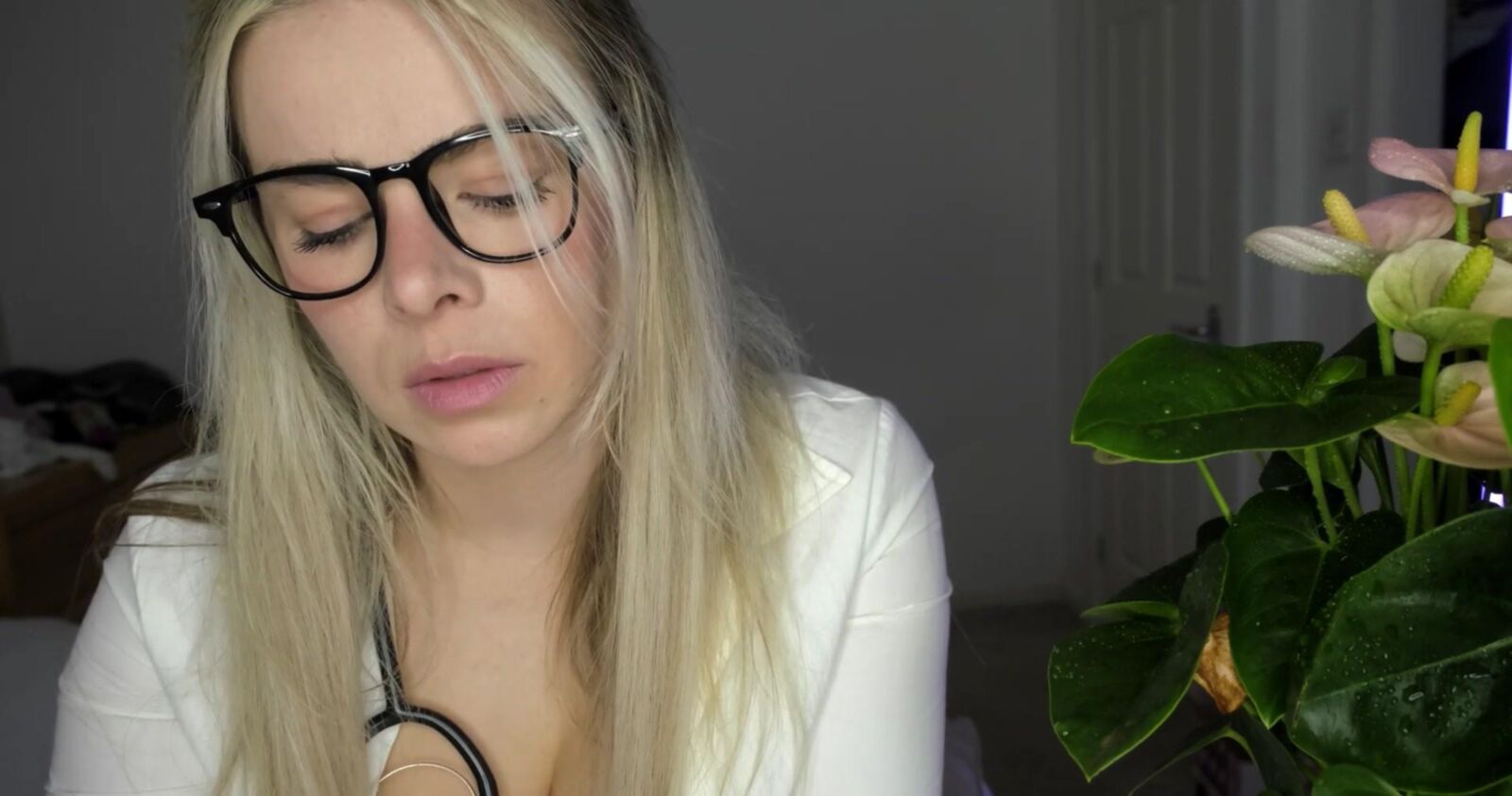 Scottish Murmurs ASMR Le Dr Lauren vous fait un bilan de santé