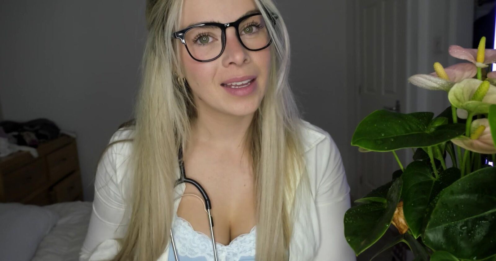 Scottish Murmurs ASMR Le Dr Lauren vous fait un bilan de santé