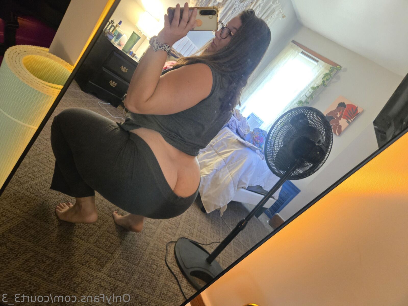 Courtney Huge Ass Beauty Instagram Girl misturada fotos quentes Parte 2