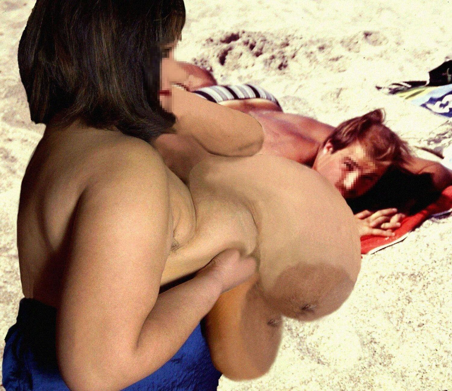 Les MAMELLES de la BBW manchote unijambiste à la plage