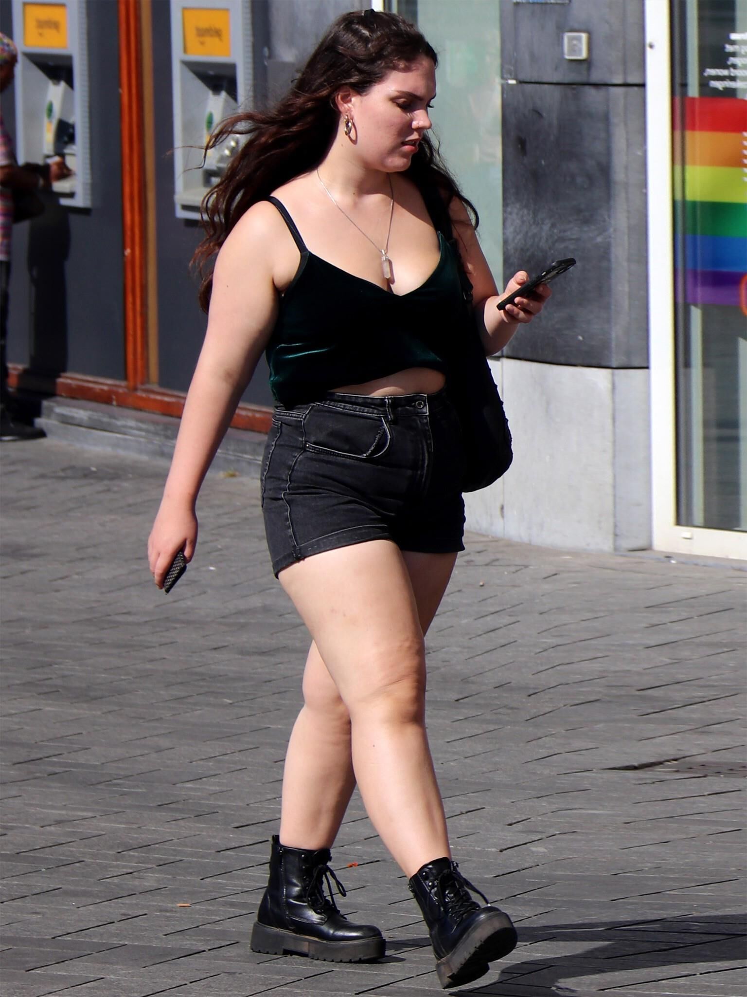 Sexy chubby women 659 (Curvy Beauties in Shorts BBW)