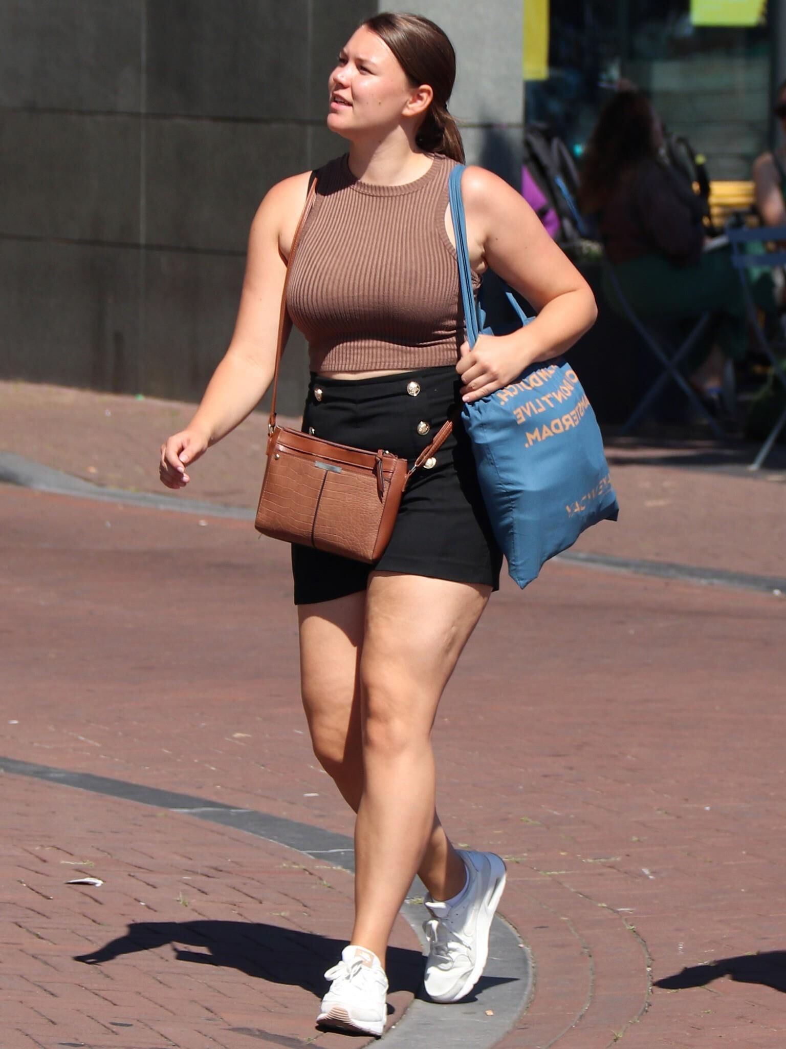 Sexy chubby women 659 (Curvy Beauties in Shorts BBW)