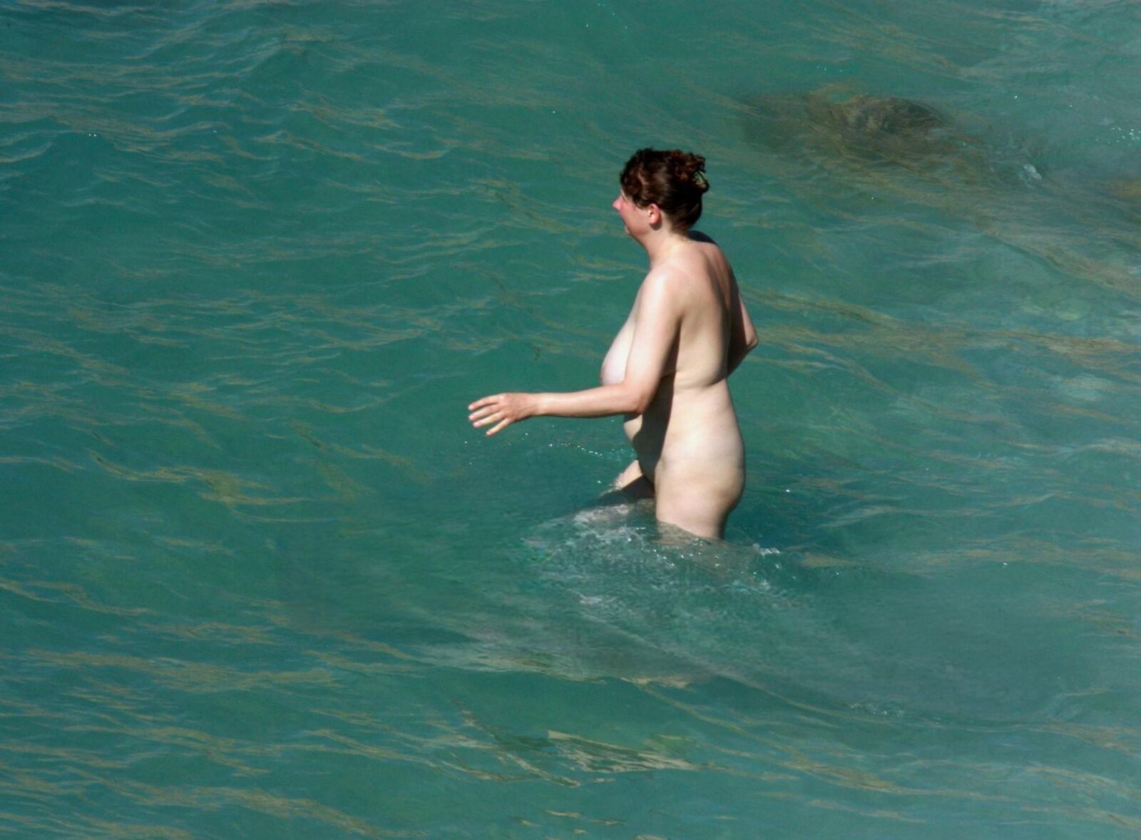 Nude Beach Mom hat schlaffe RIESIGE TITTEN!