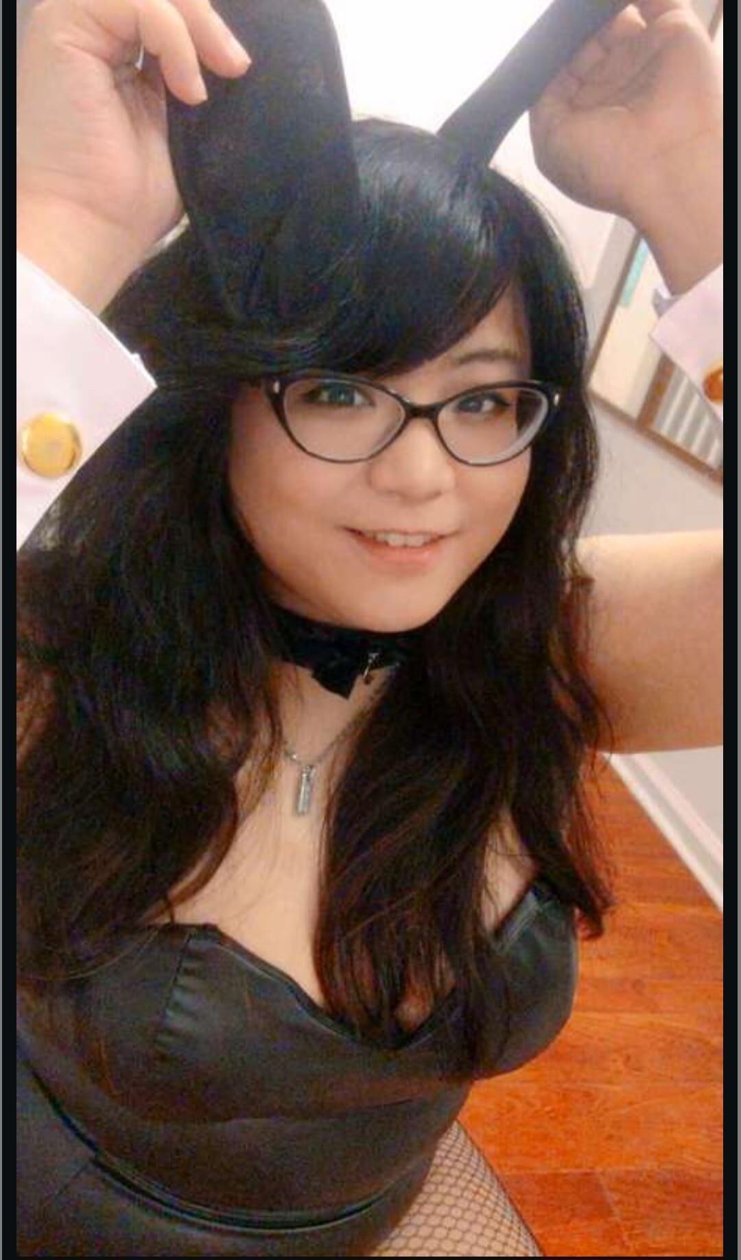 Chubby Filipina Nerd With Big Tits