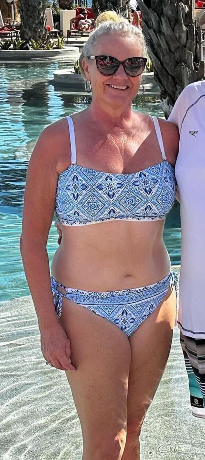 Buxom MILF Tricia . Bikinis , Dresses, Cleavage . Cute. Sexy