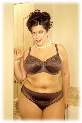 Plus-Size-Dessous 2