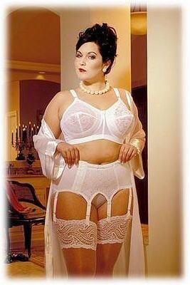 Plus-Size-Dessous 2