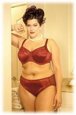 Plus-Size-Dessous 2