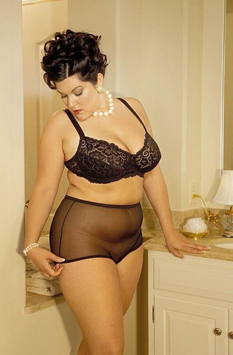 Plus-Size-Dessous 2