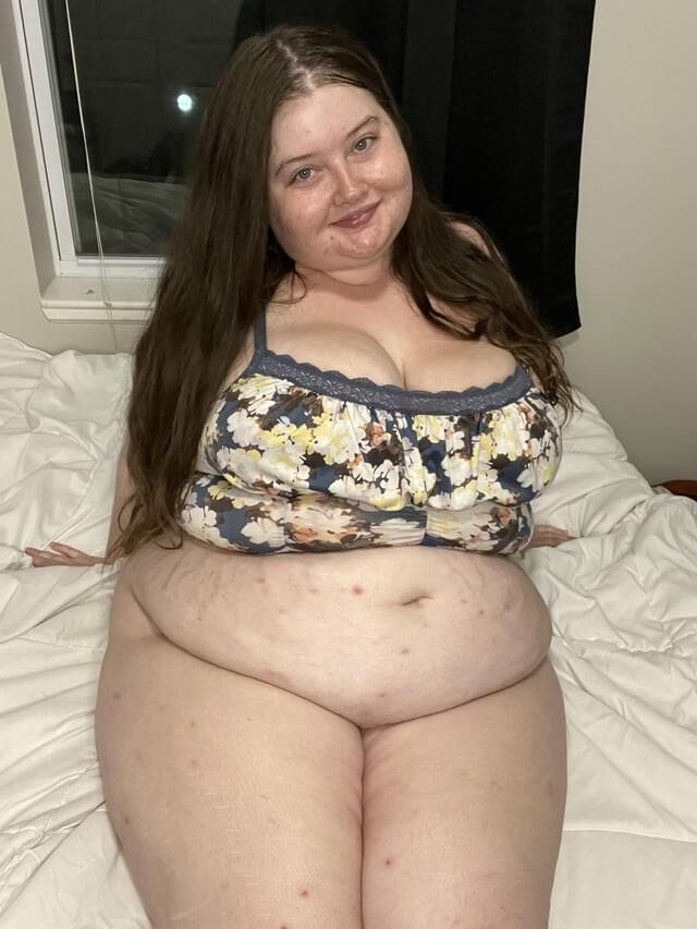 Pale BBW With Fat Tits