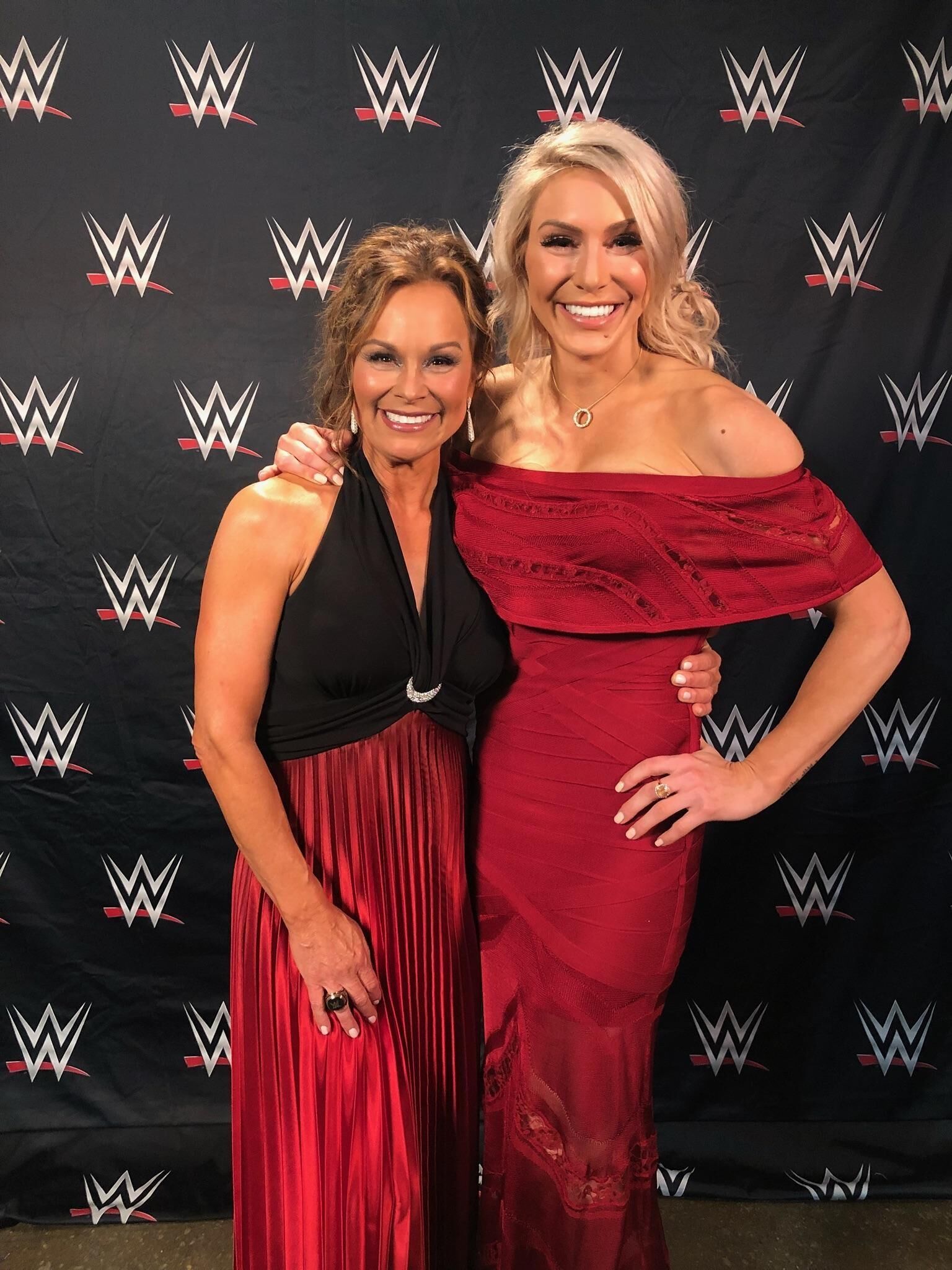 Vagabundas de luta livre profissional: Charlotte Flair