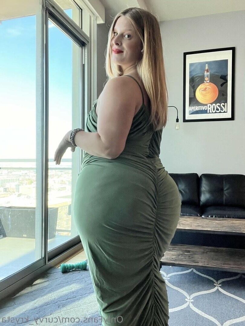 CurvyKrista Enorme Culo Belleza Rubia Milf Disparos Calientes Mixtos