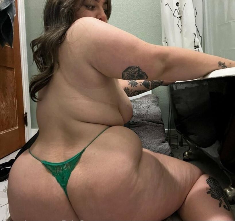 BBW Seios Flácidos Enorme Aréola Milf