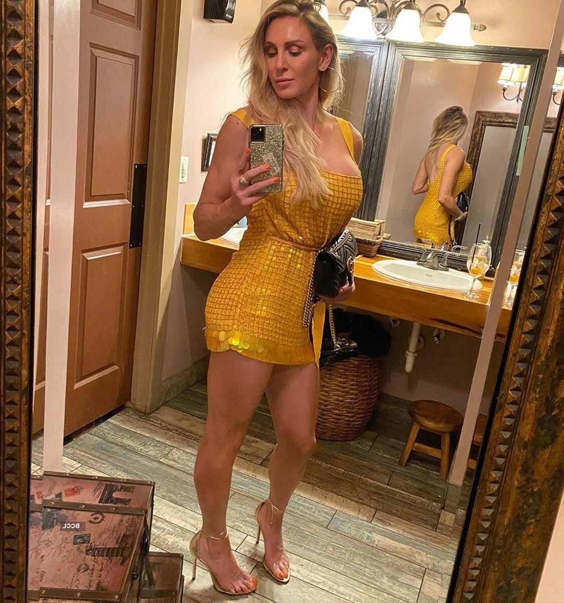 Profi-Wrestling-Schlampen: Charlotte Flair