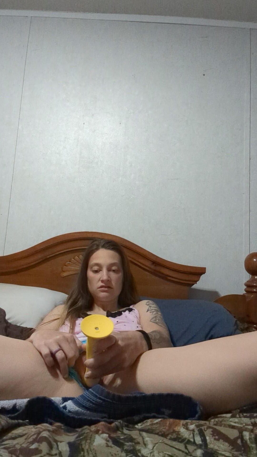 Dildo play 