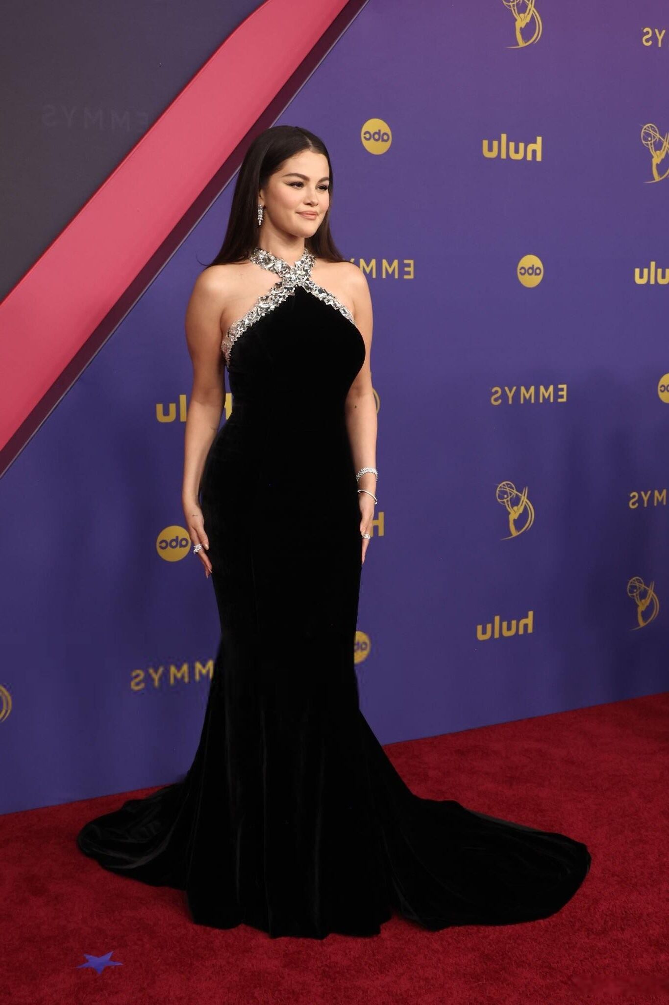 Selena Gomez 76. Primetime Emmy Awards in Los Angeles