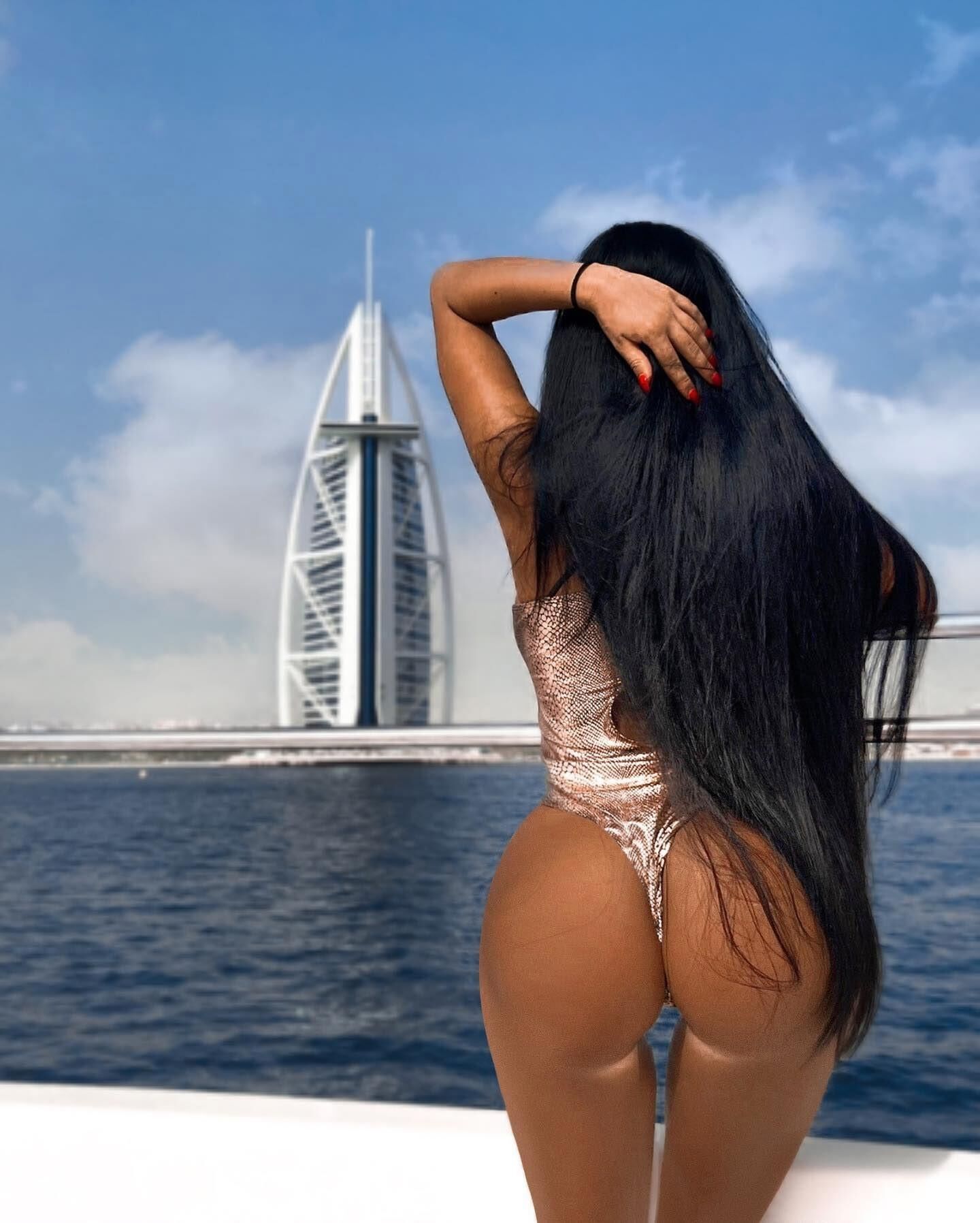 Adrienne 🇨🇿