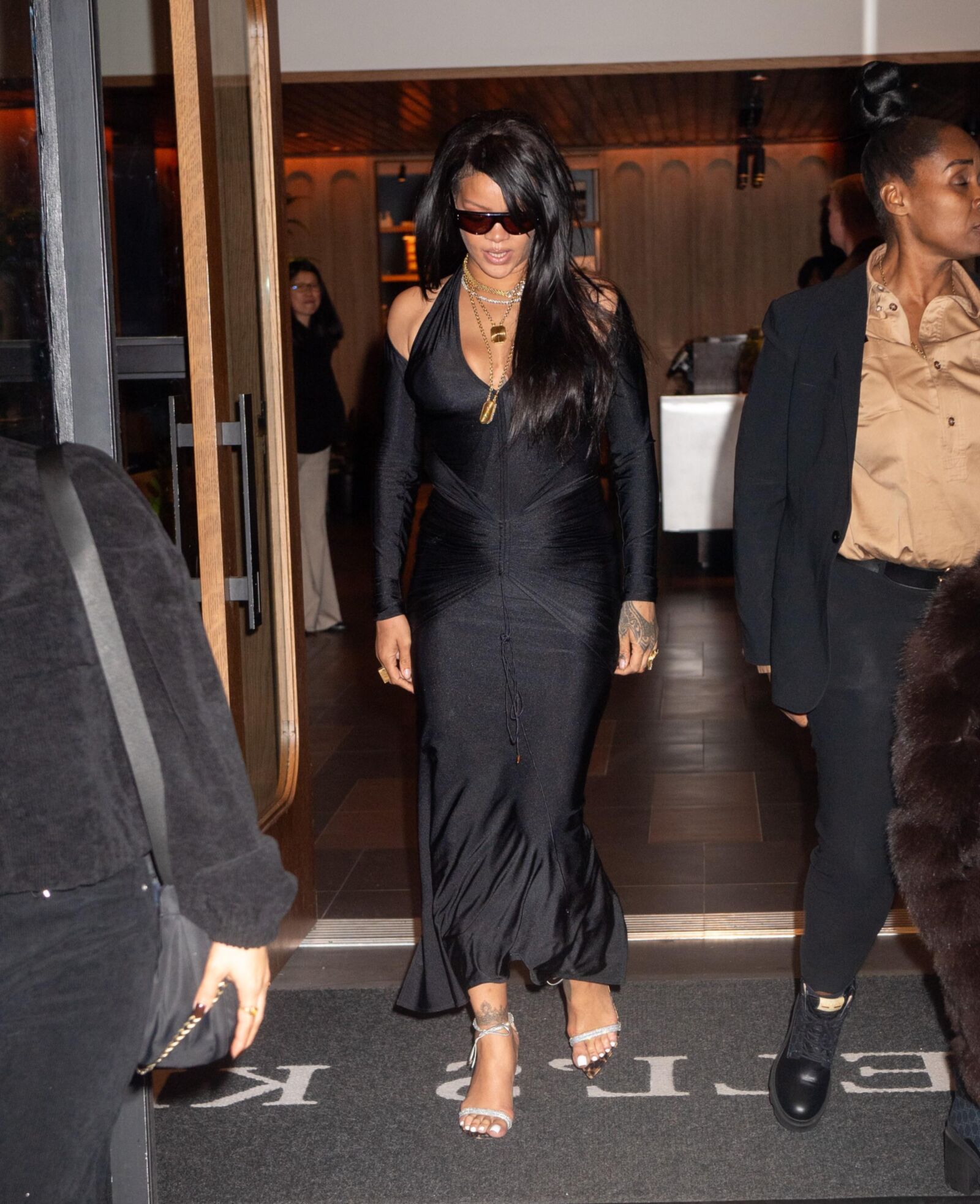 Rihanna enjoys a stylish night out 