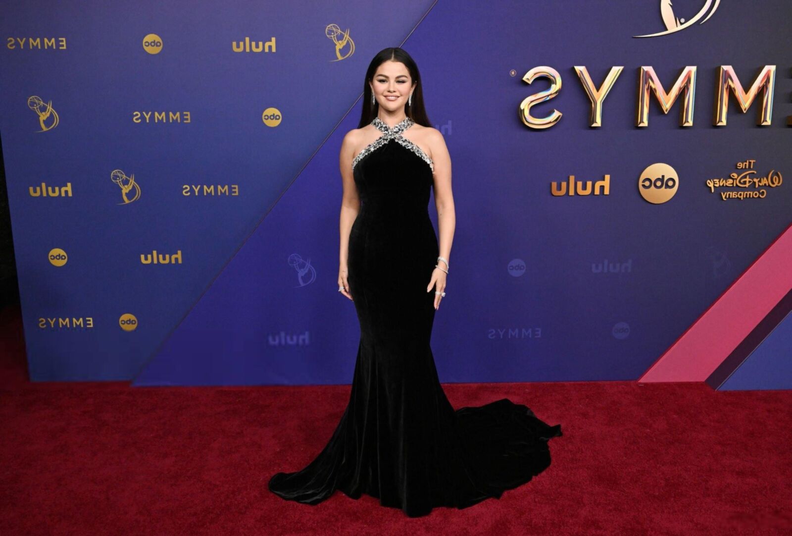 Selena Gomez 76. Primetime Emmy Awards in Los Angeles