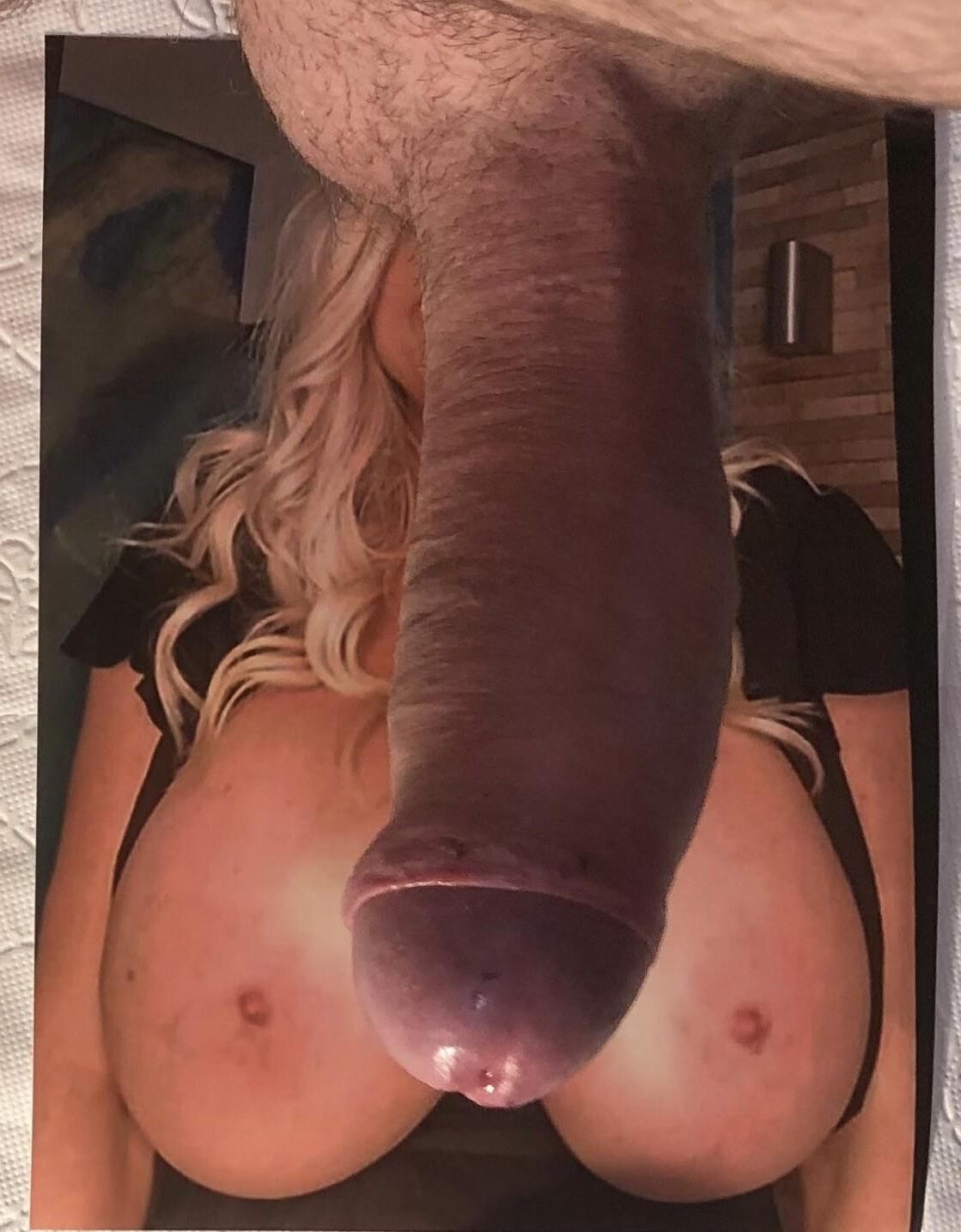 Vesna Blondine mit dicken Titten, Cum Tribute