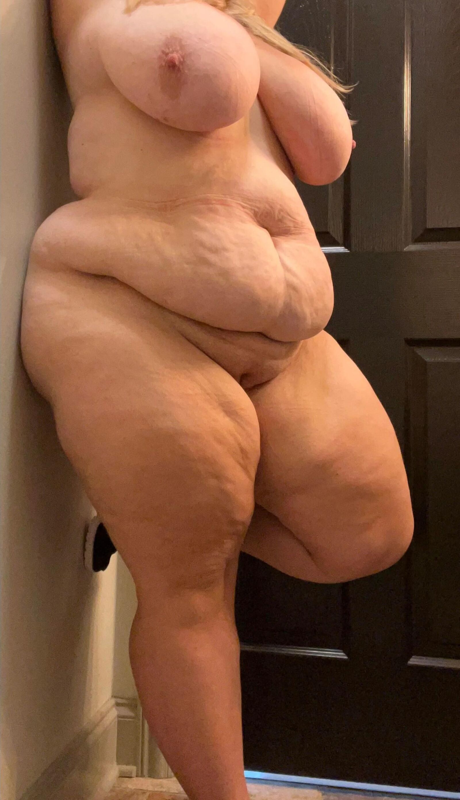 Tennessee Pawg Señora Bra Buster