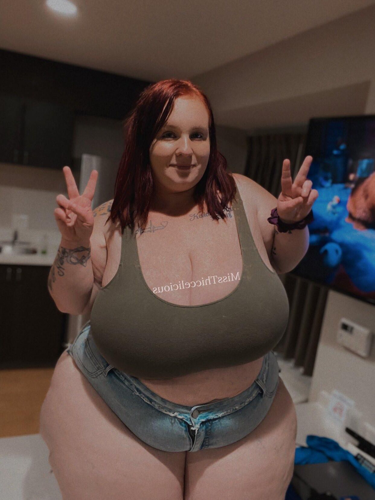 Laci Lane BBW Rothaarige Pawg MILF