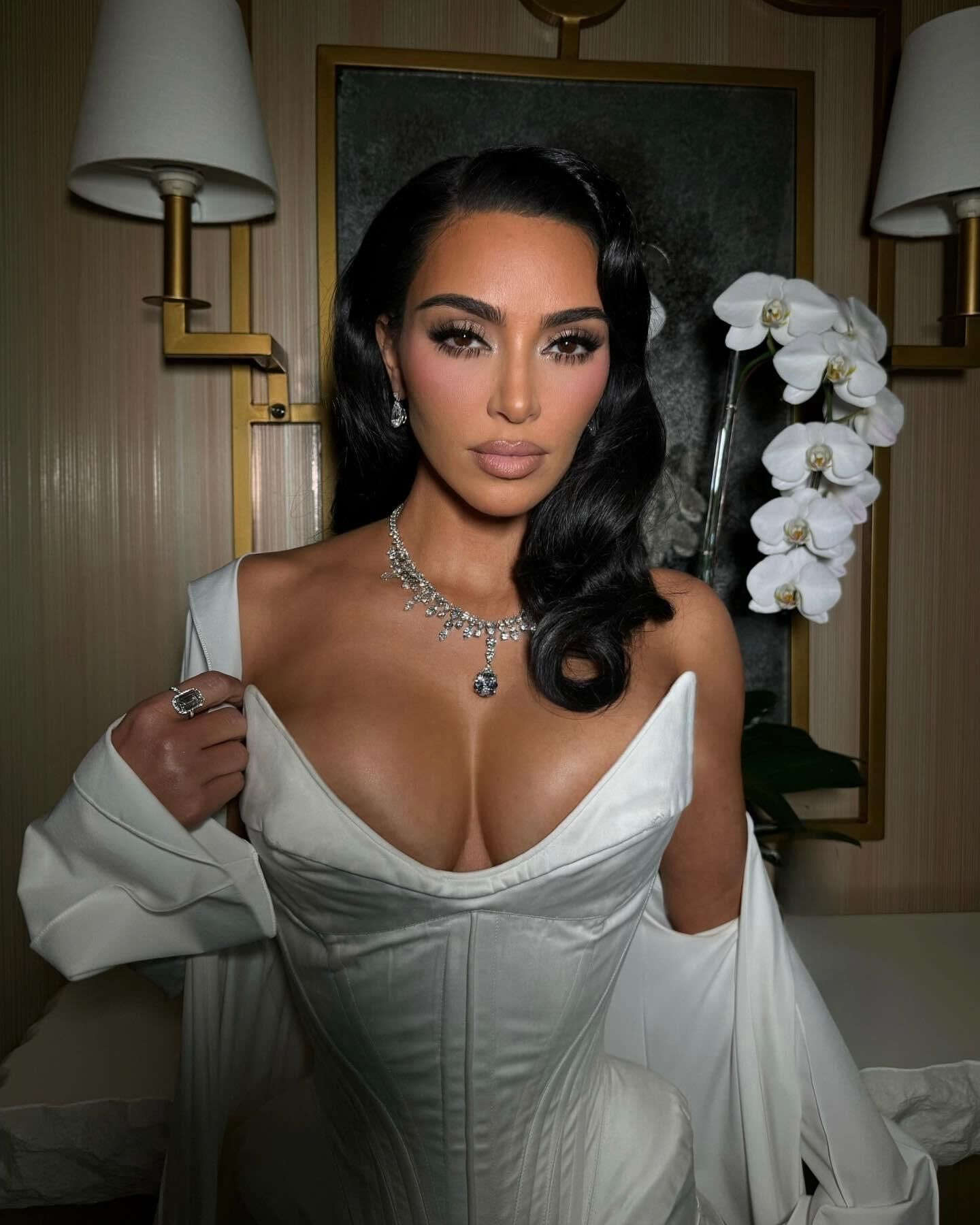 KIM KARDASHIAN at th Annual Academy Museum Gala 