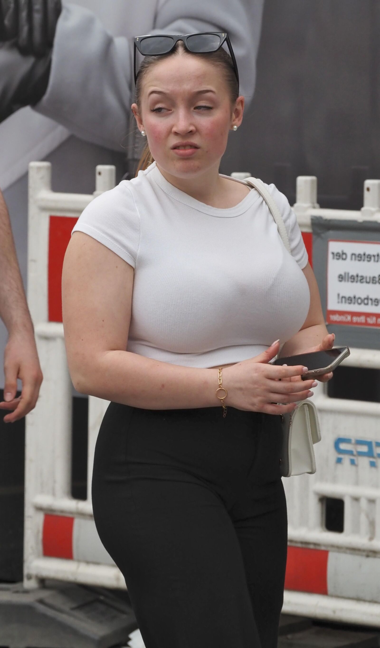 Street Sluts, Busty Candid Teens and MILFs 