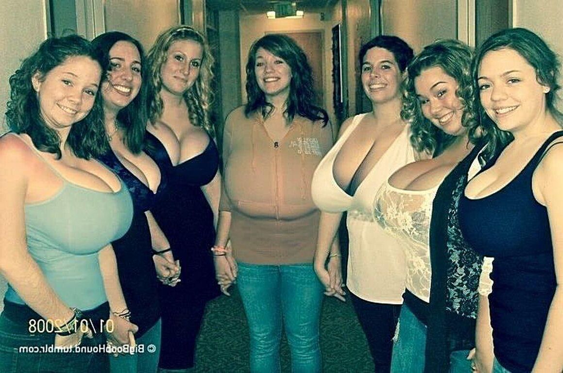 HERMOSAS DAMAS CON MAGNÍFICOS SENOS