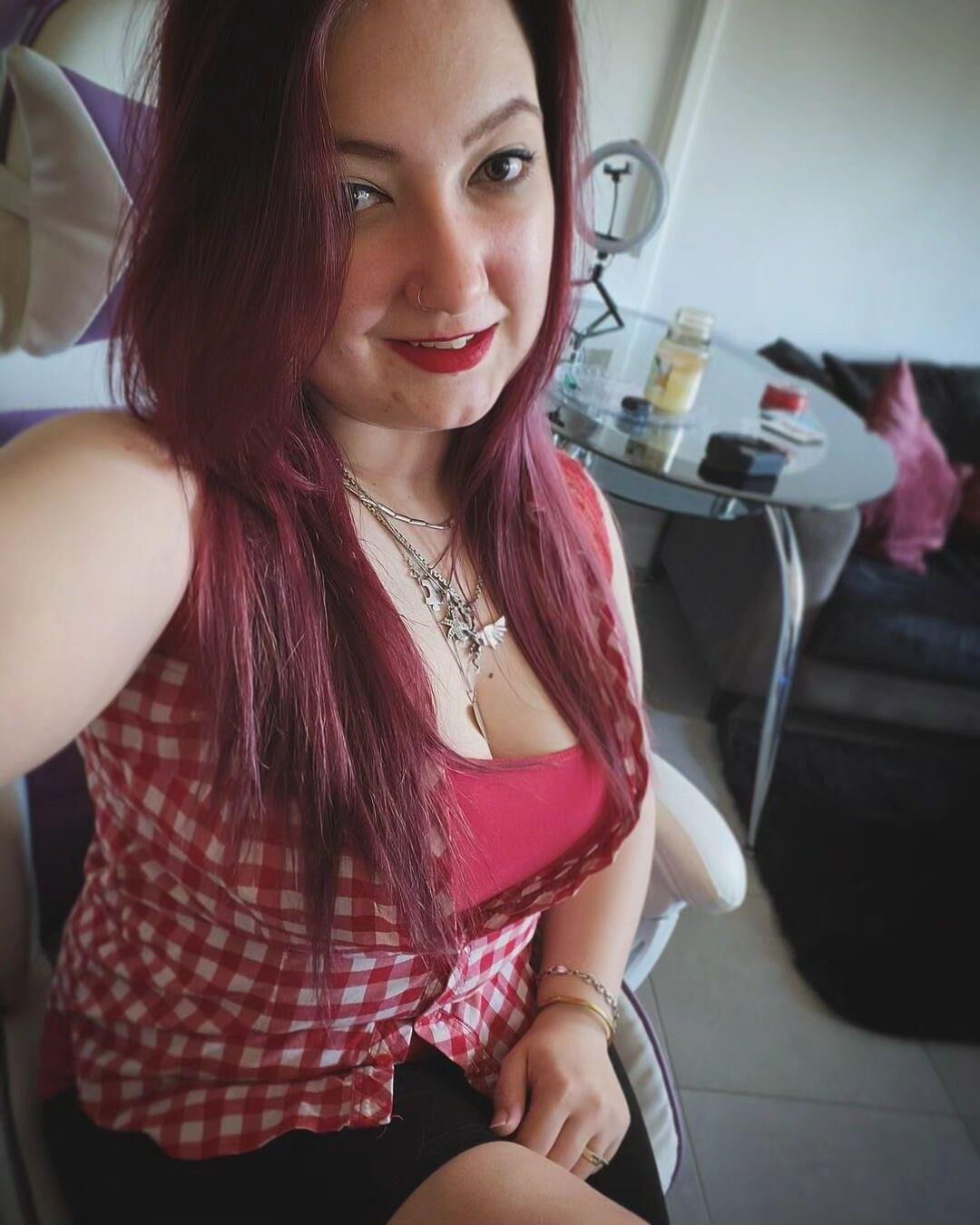 Chica gamer húngara