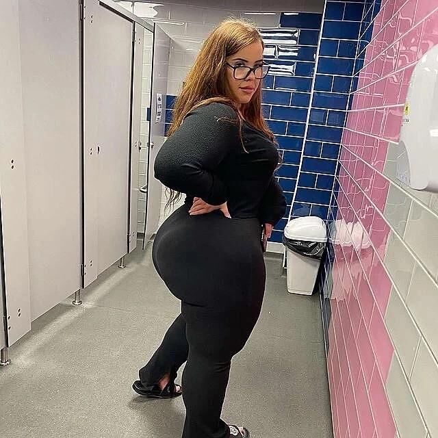 Thickgreekbleu Riesiger Arsch griechisches sexy BBW-Mädchen gemischte heiße Aufnahmen