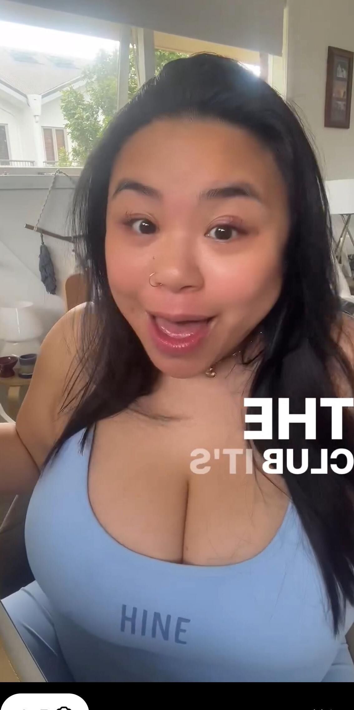 セクシーな巨乳アジア人NZぽっちゃり系ふしだらな女アマンダ