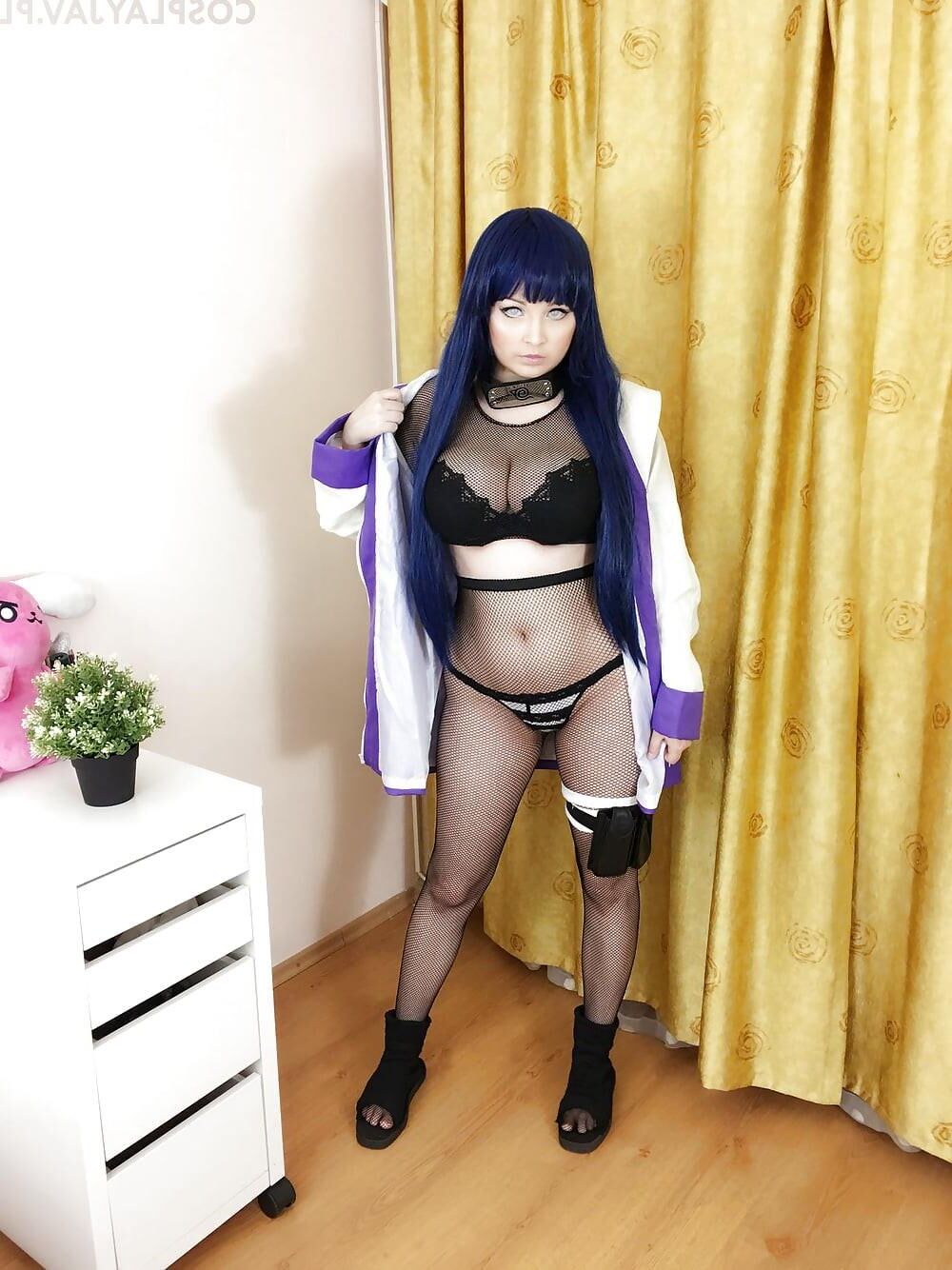 HINATA PEITUDA COSPLAYER