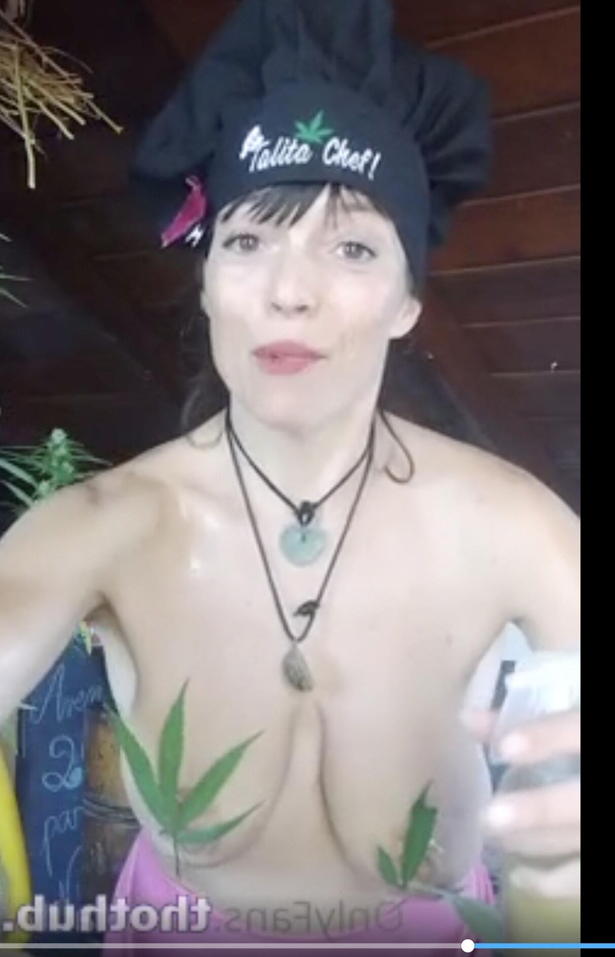 TALITA CHEF PEITO TEASE